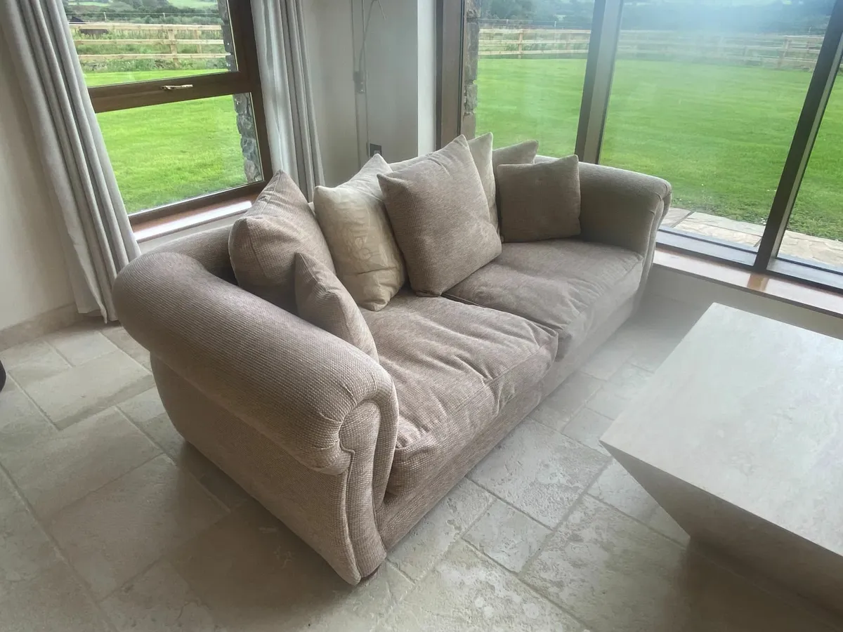 Sofa 3 Seater - Image 3