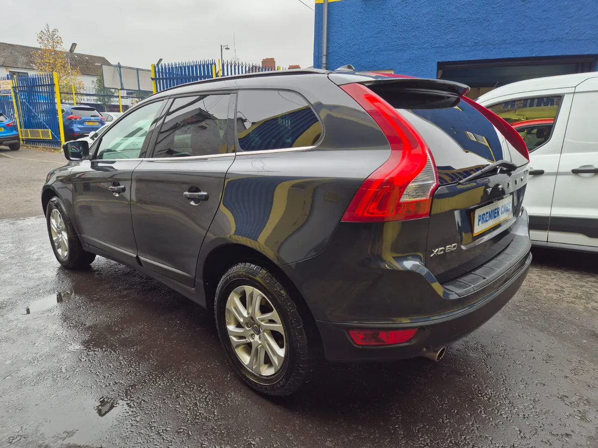 Volvo XC60 2012 - Image 4