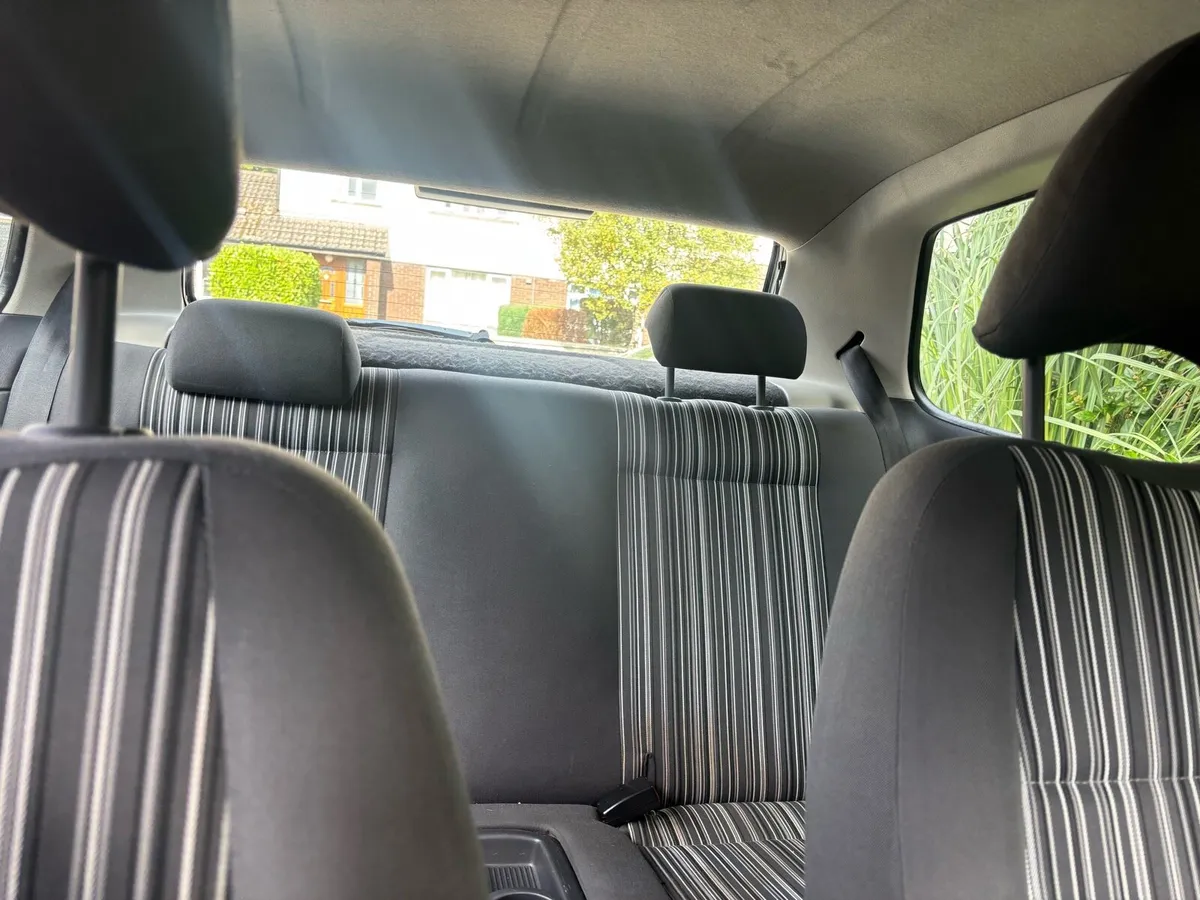 Volkwagen Fox - Image 3