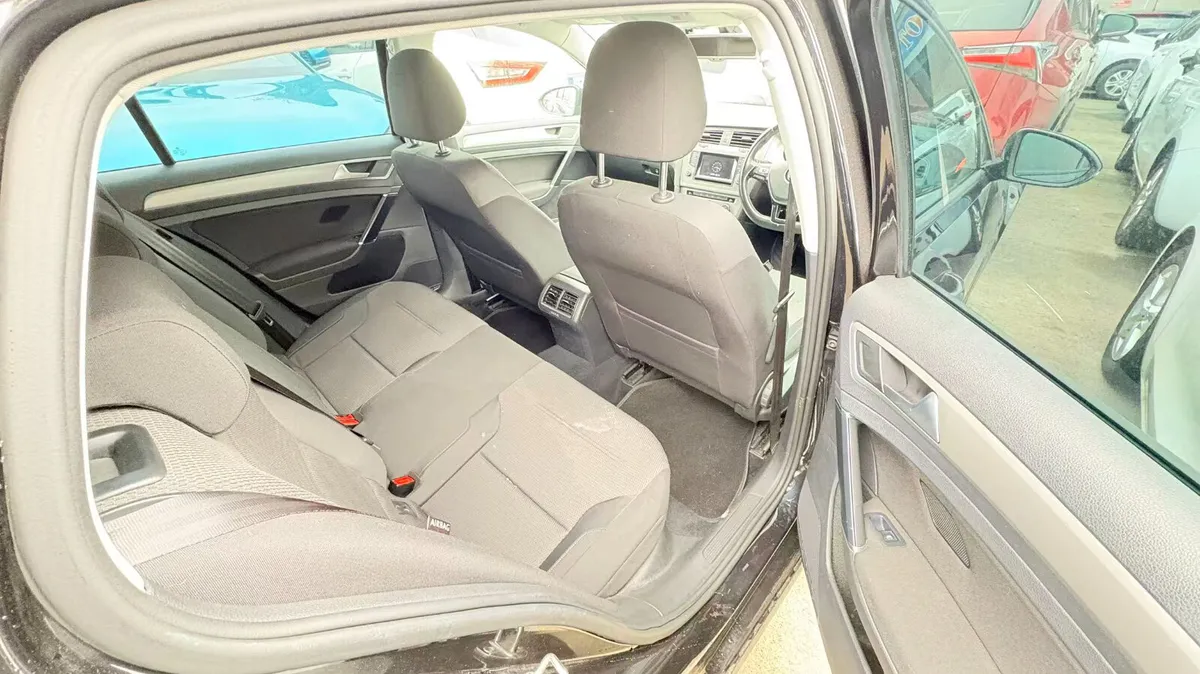 Volkswagen GOLF 1.2 TSI 2015 - Image 4