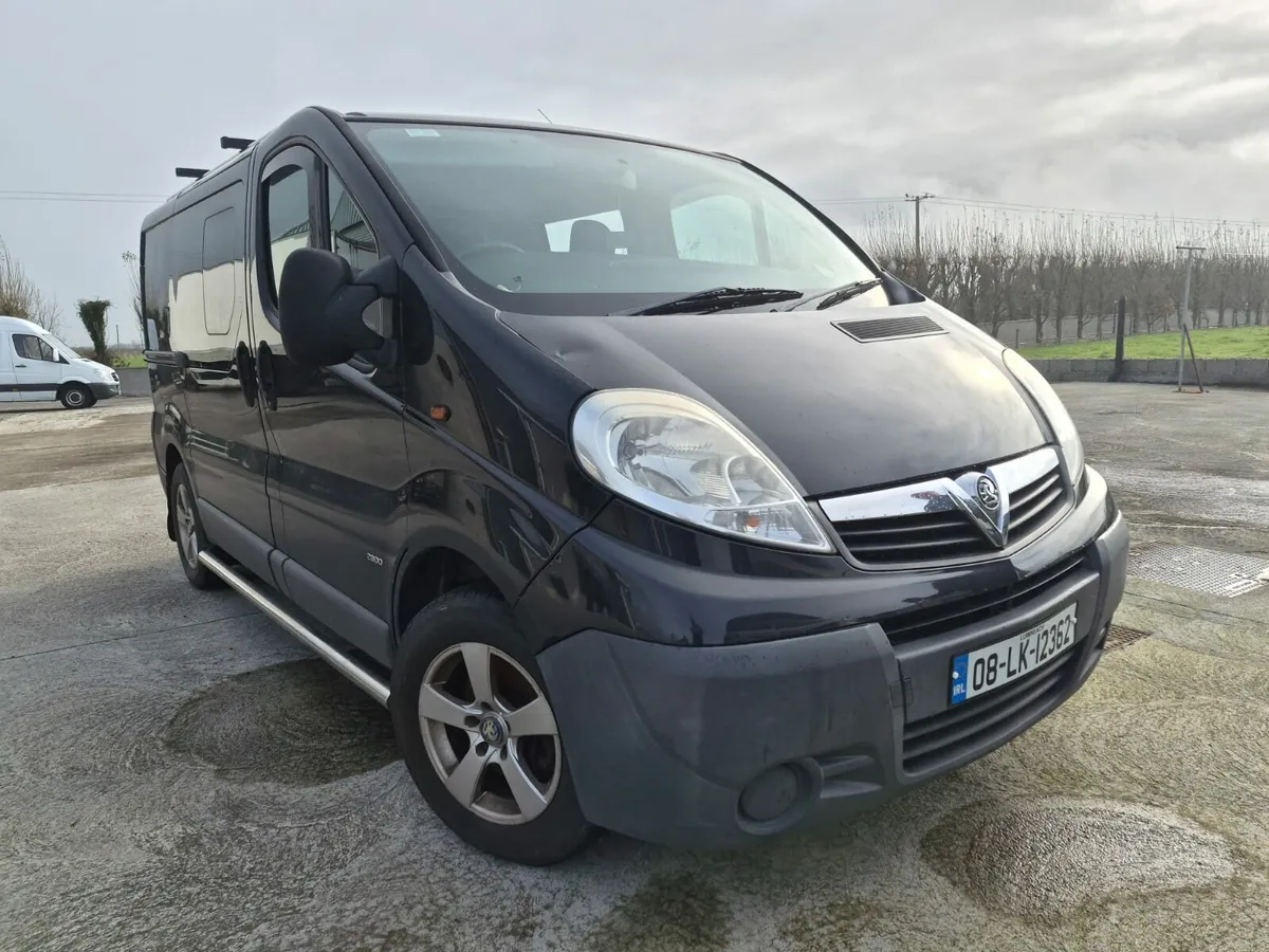 Vauxhall vivaro crew - Image 1
