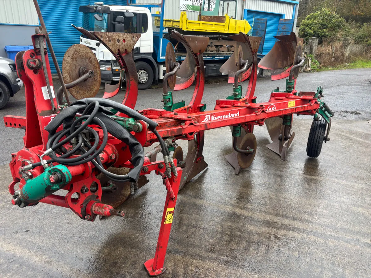 Kverneland ES 80 plough - Image 2