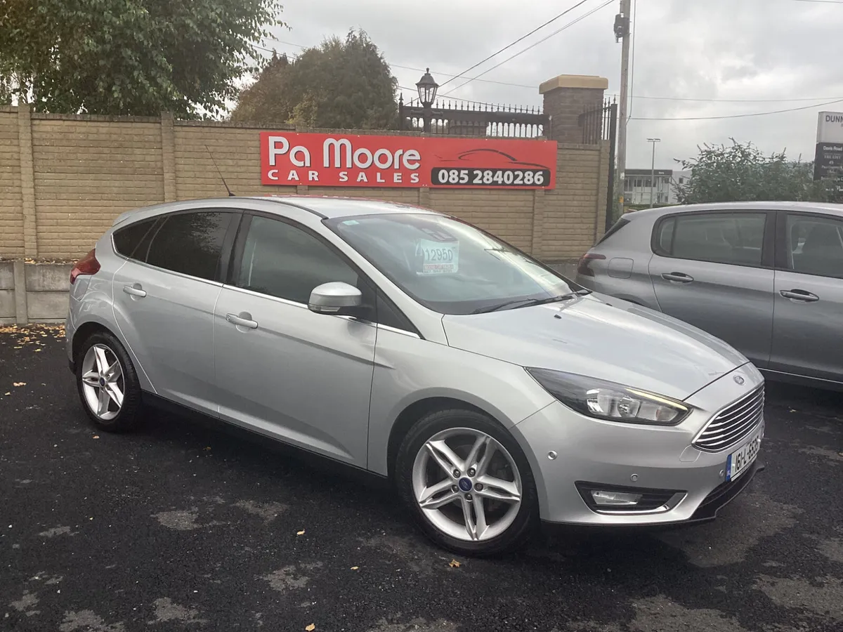 Ford Focus ** ONLY 36MILES * F.S.H - Image 2