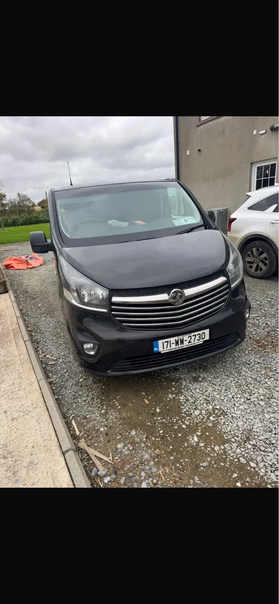 Vivaro - Image 1