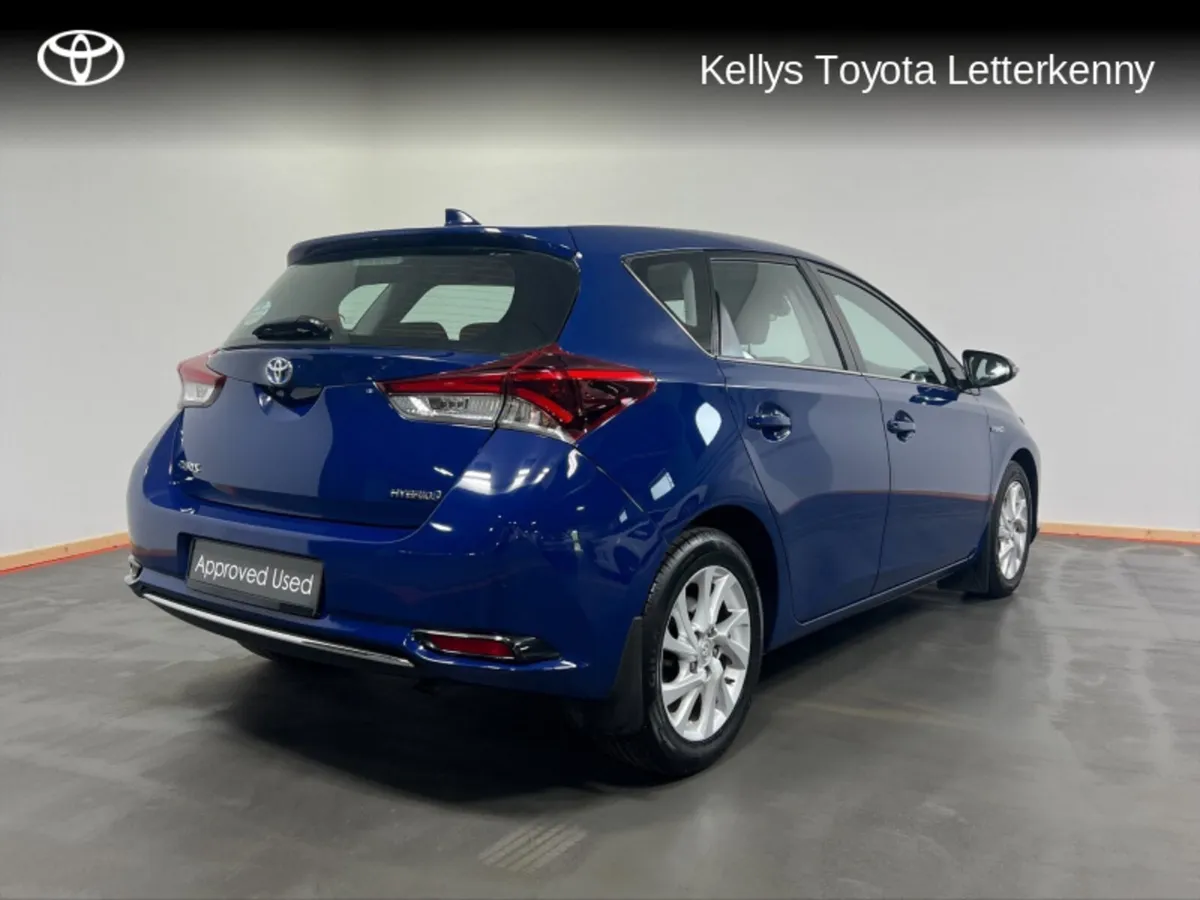 Toyota Auris 1.8 VVT-I HSD BUSINESS EDITION 5DR A - Image 2