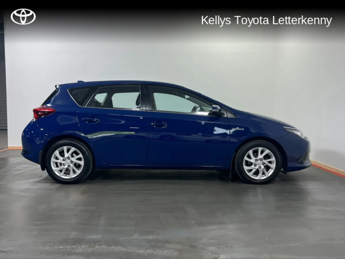 Toyota Auris 1.8 VVT-I HSD BUSINESS EDITION 5DR A - Image 3