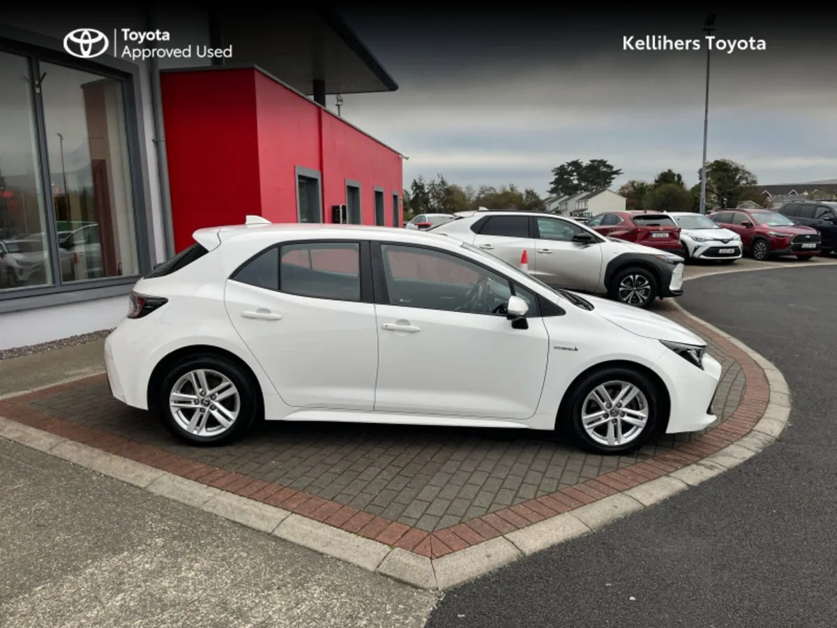 Toyota Corolla 1.8 VVT-I ICON 120BHP 5 - Image 3