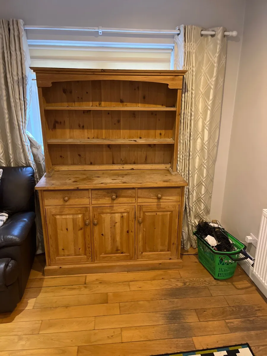 Kitchen dresser - Image 1