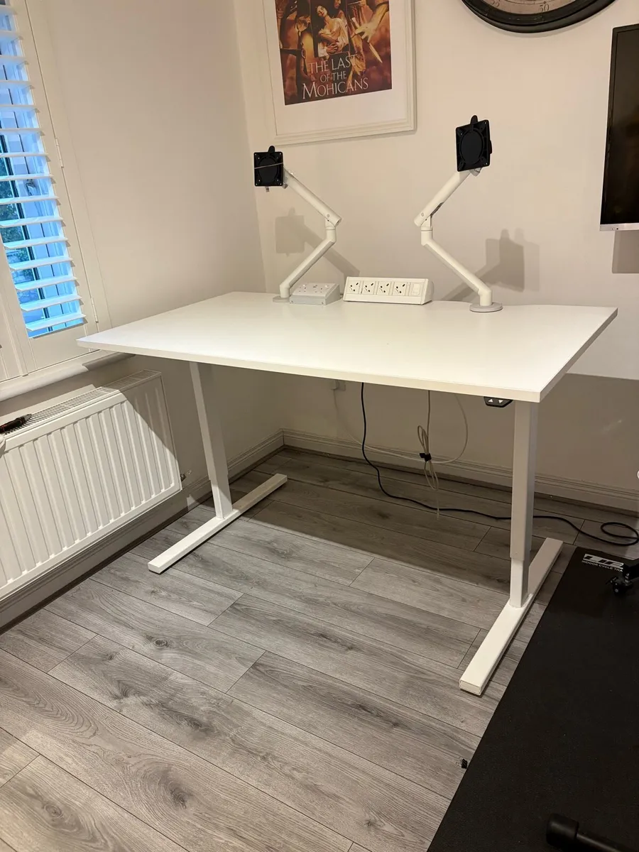 Electric Sit / Stand Desk - Image 1