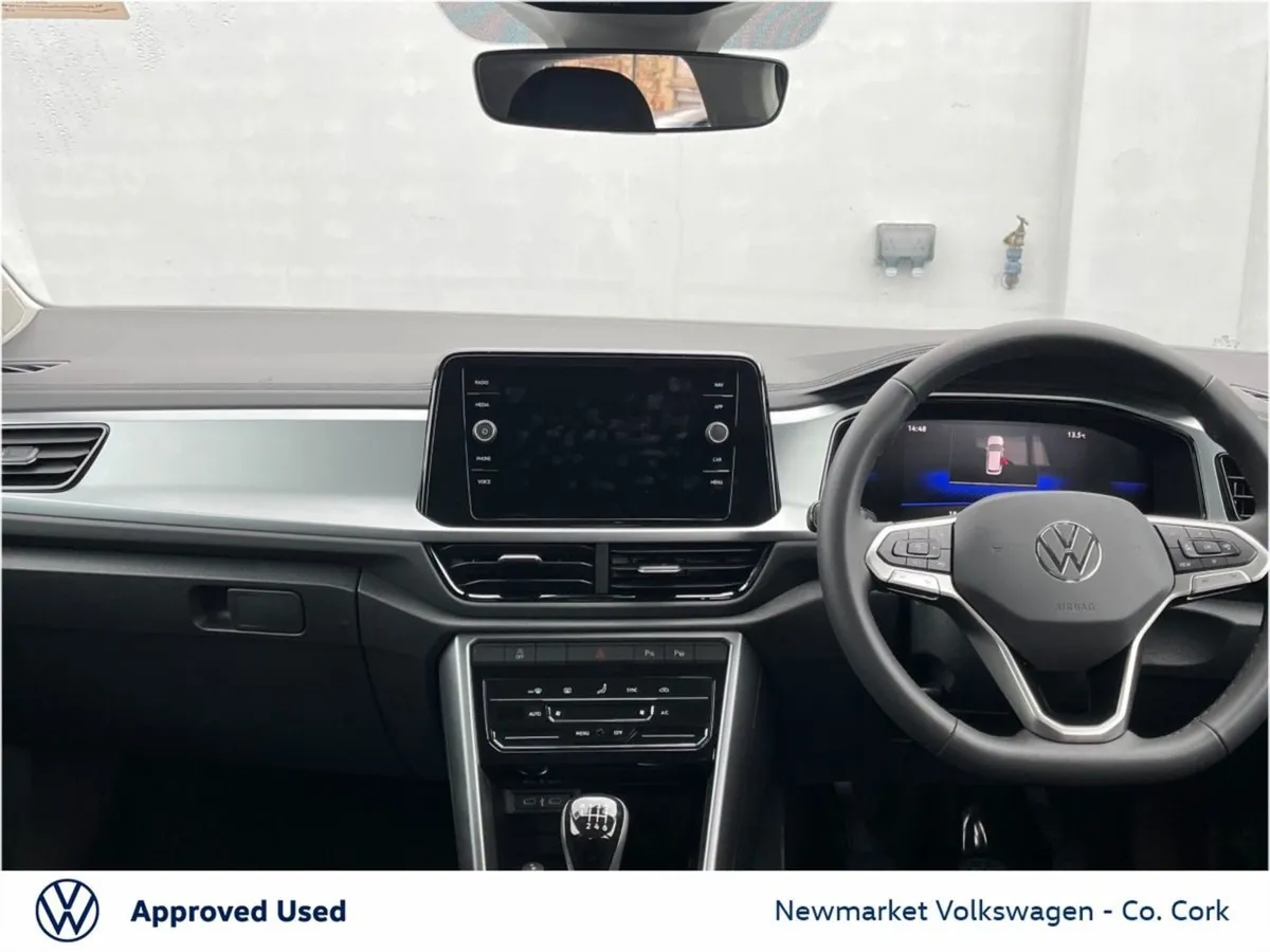 Volkswagen T-Roc T-roc Edition 75 2.0tdi M6F 116HP - Image 2