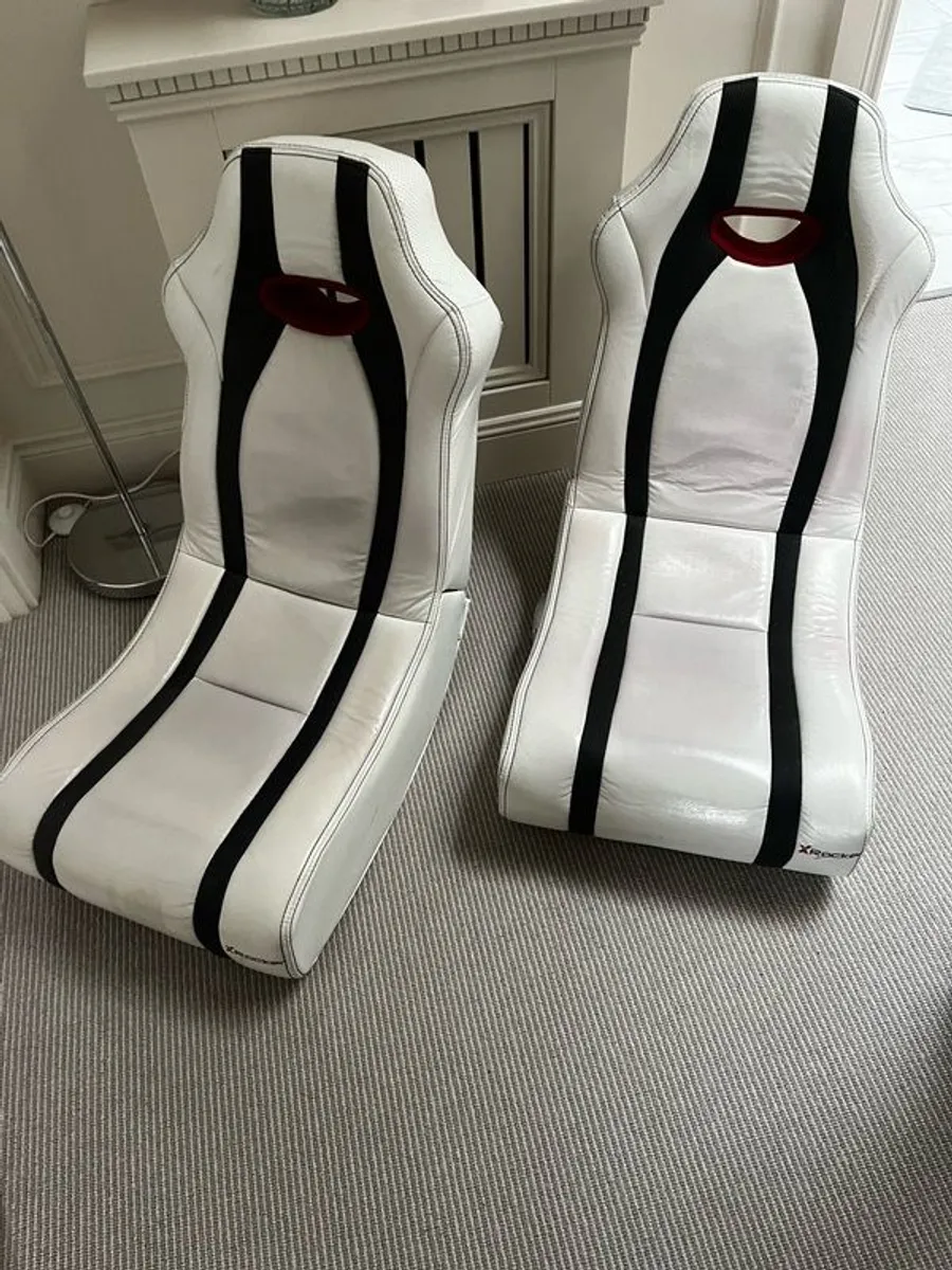 Foldable gaming chairs - Image 1