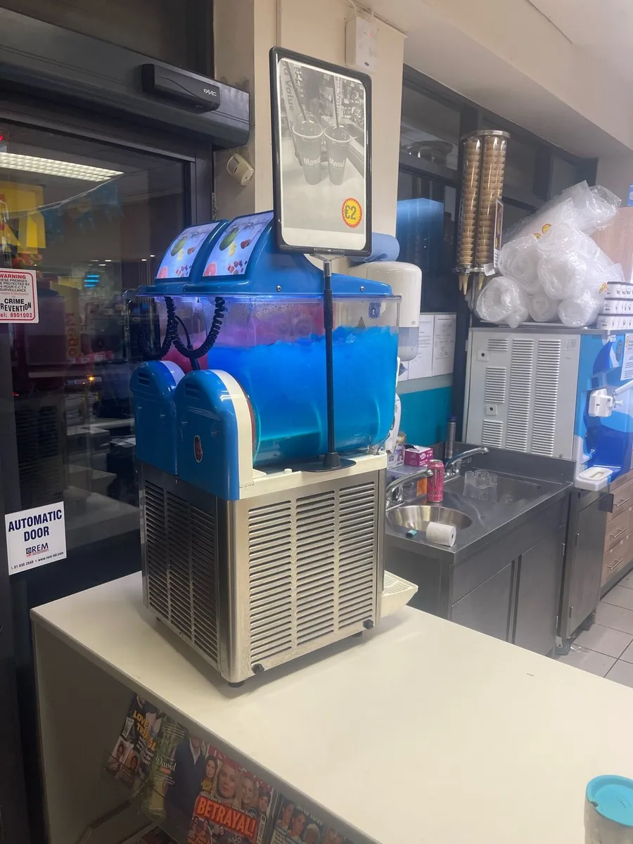 Slushie Machine - Image 1