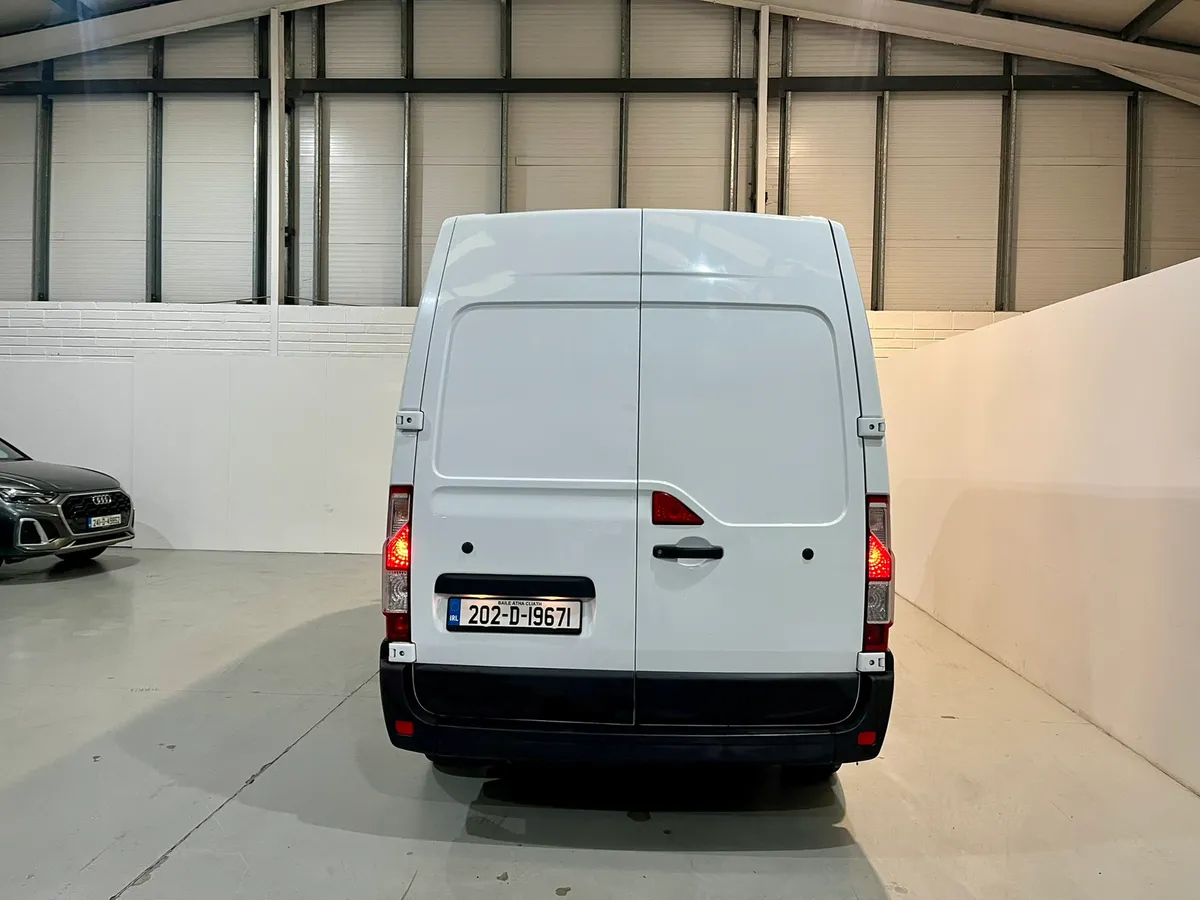 Opel Movano Low Km - Image 4