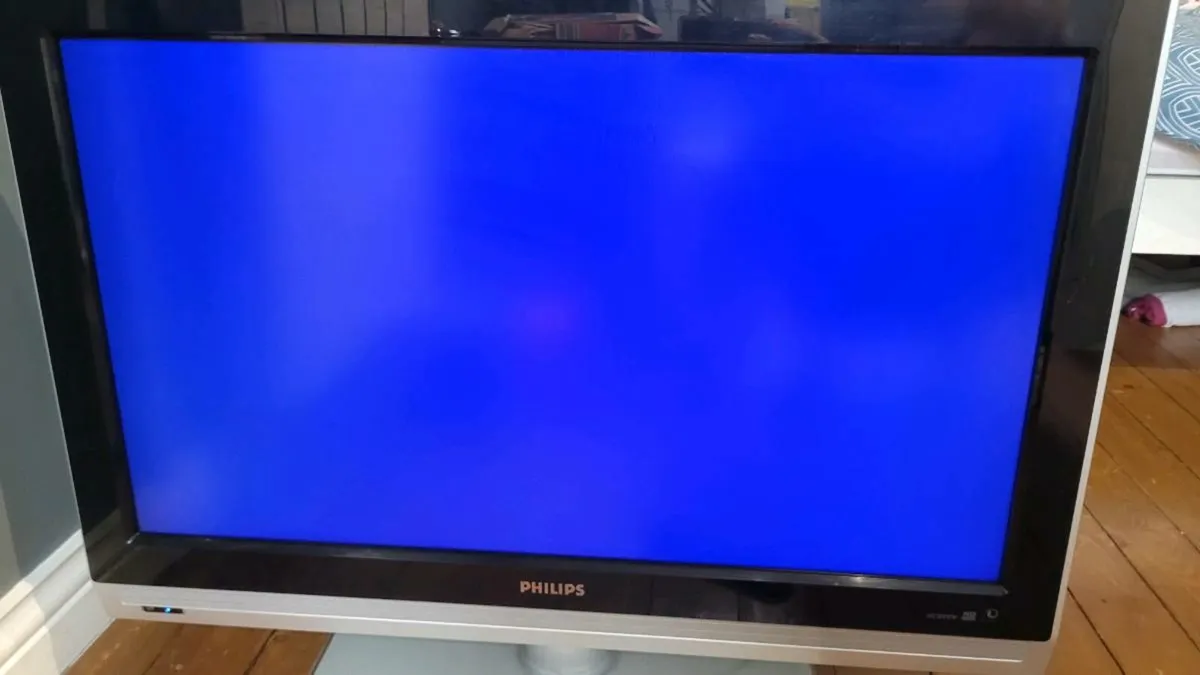 Phillips 32' not smart TV - Image 1