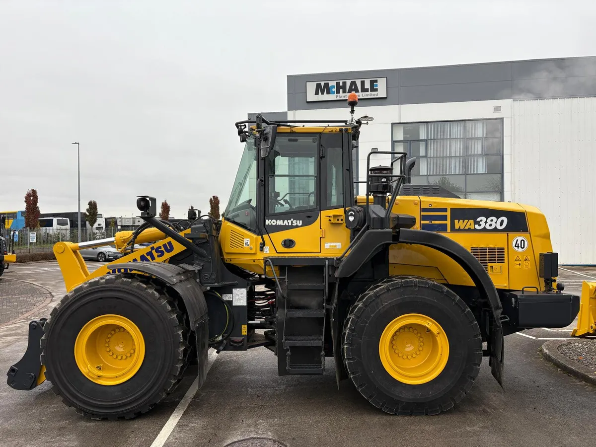 Komatsu WA380-8 - Image 4