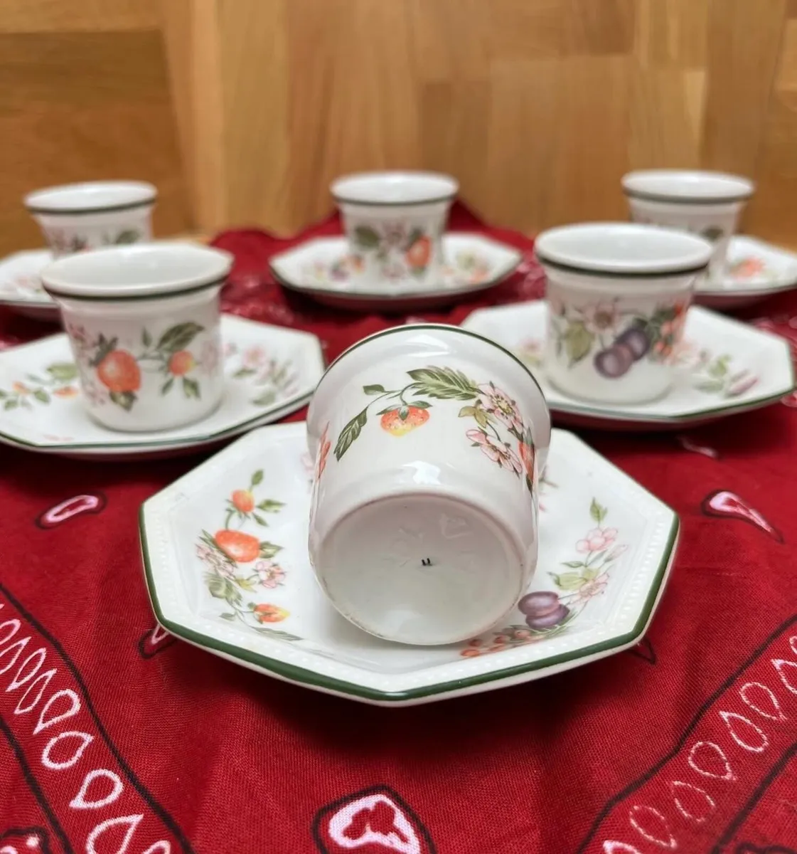Egg cups - Image 4