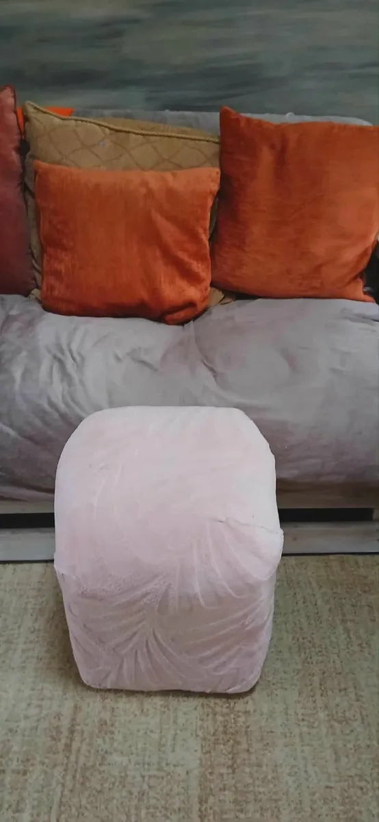 pouff foot stool - Image 2