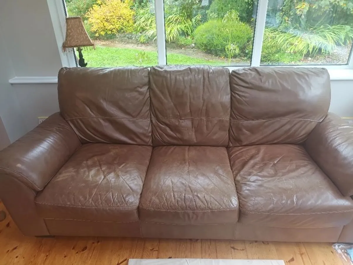 sofa - Image 3