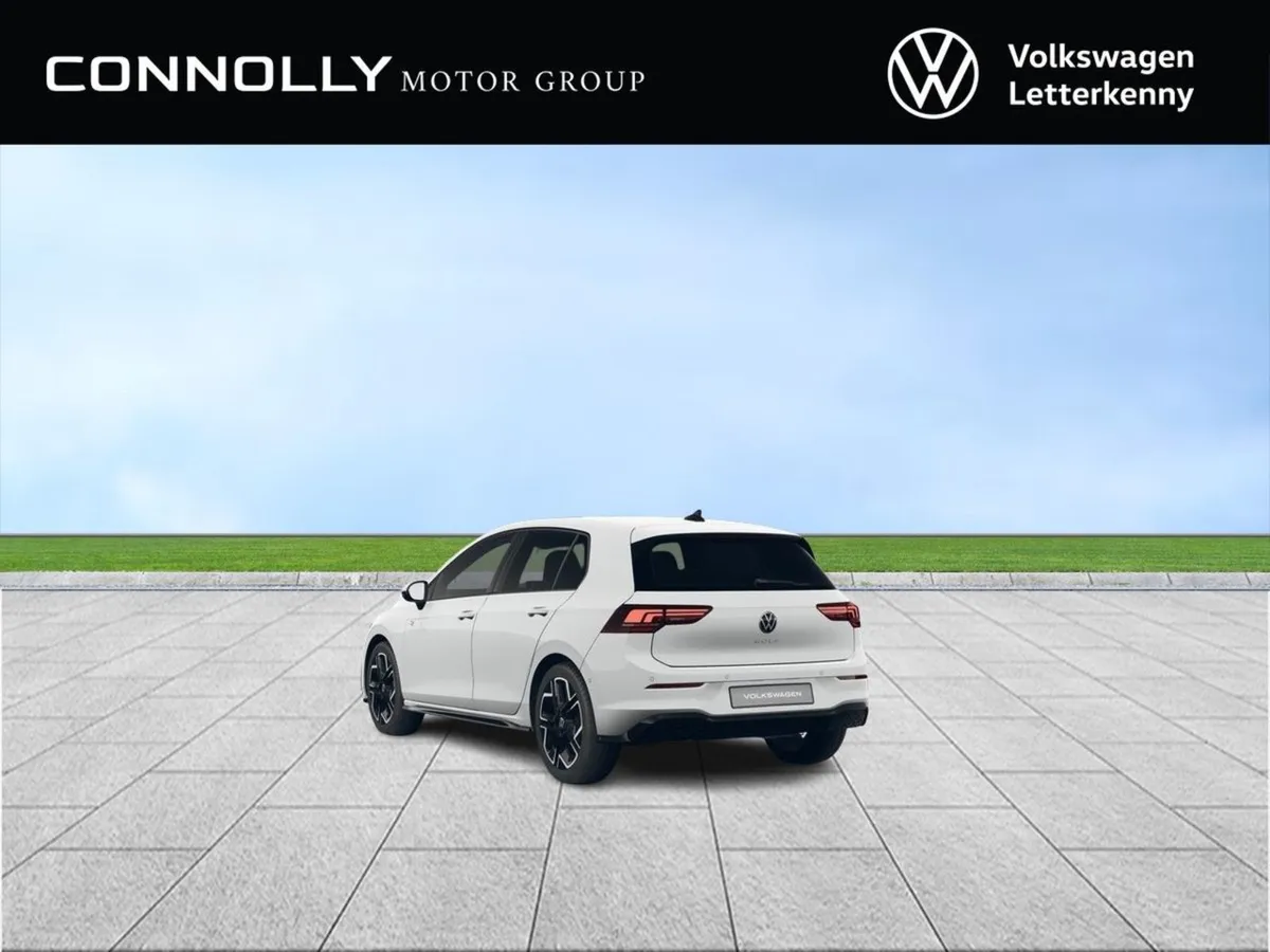 Volkswagen Golf 2.0 TDI 150HP R-line Auto  sunroo - Image 2