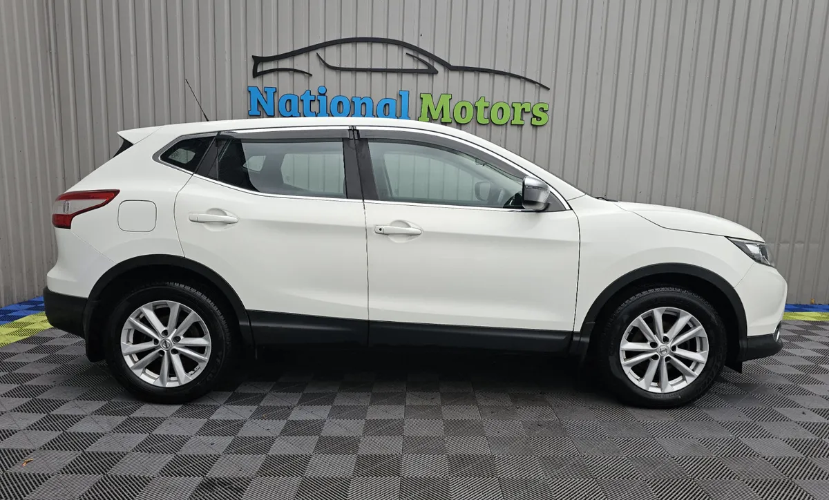 2016 Nissan Qashqai 1.6 DSL  Automatic - Image 2