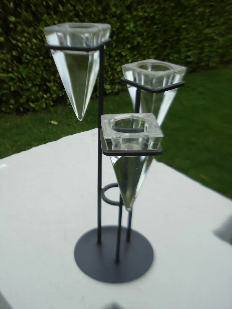 3 BRANCH METAL/SOLID CUT GLASS CANDLE HOLDER. - Image 3