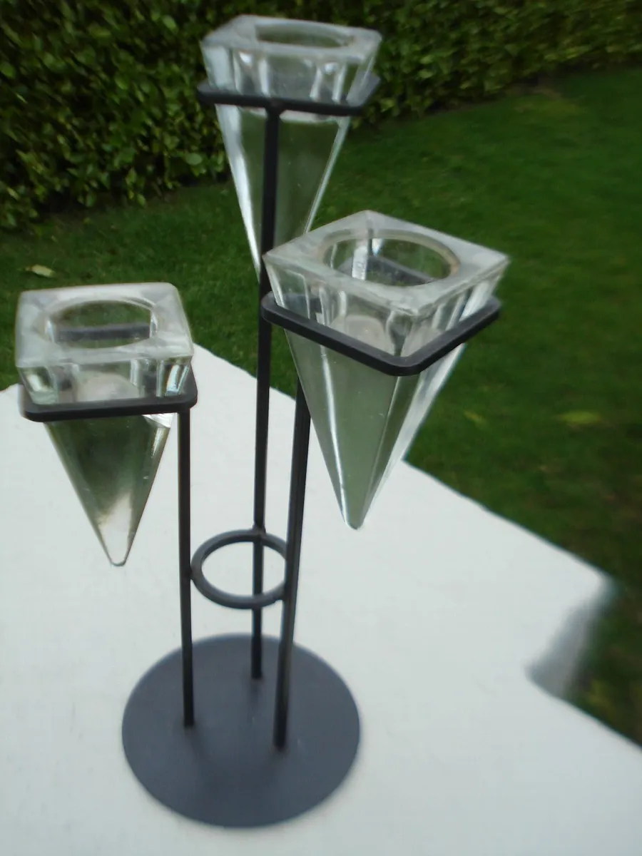 3 BRANCH METAL/SOLID CUT GLASS CANDLE HOLDER. - Image 4