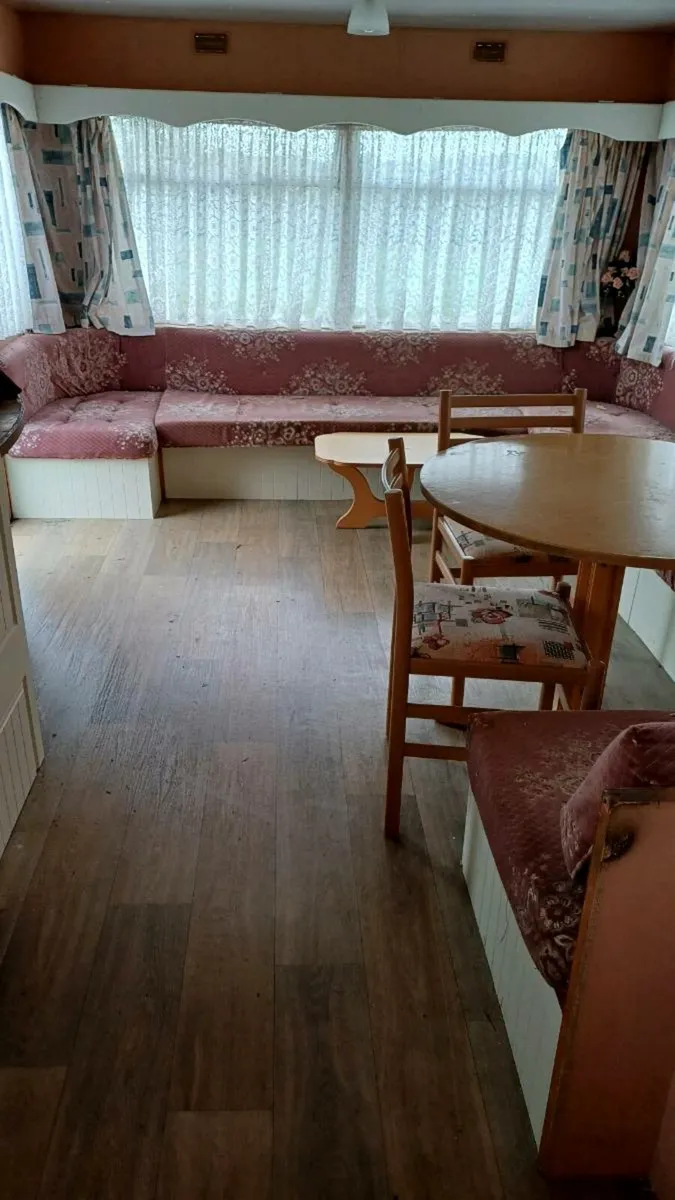 28x10 2 bed mobile home - Image 2