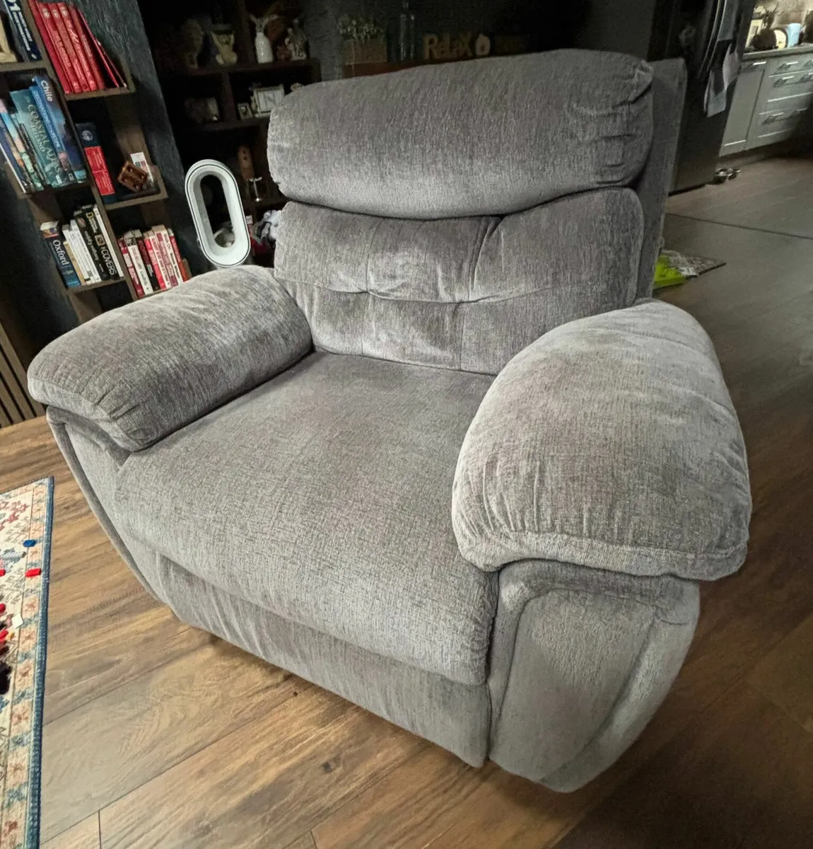 Sofa - Image 2