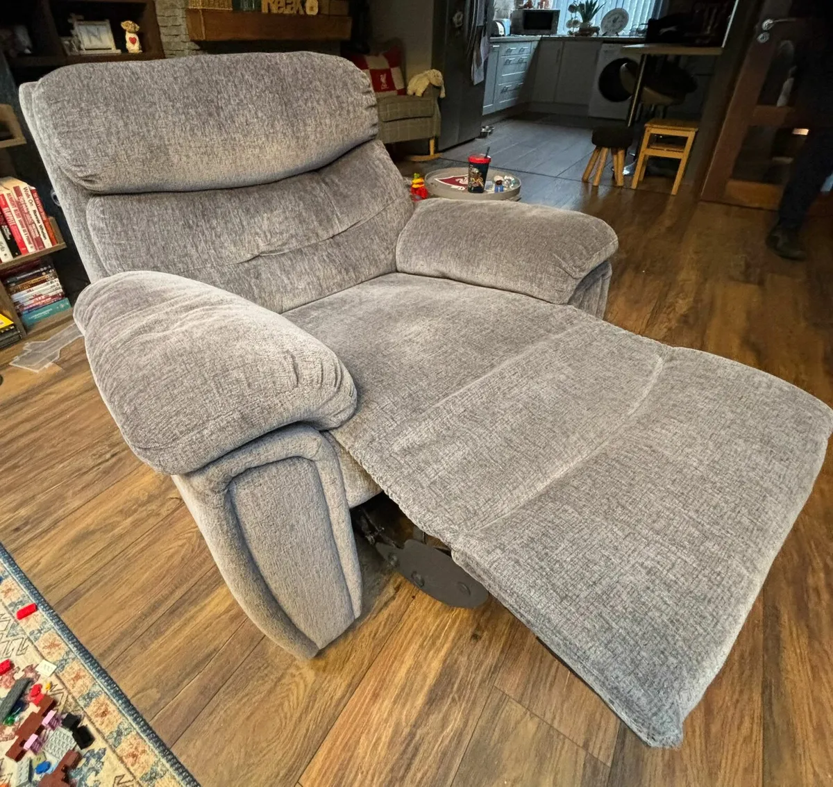 Sofa - Image 3
