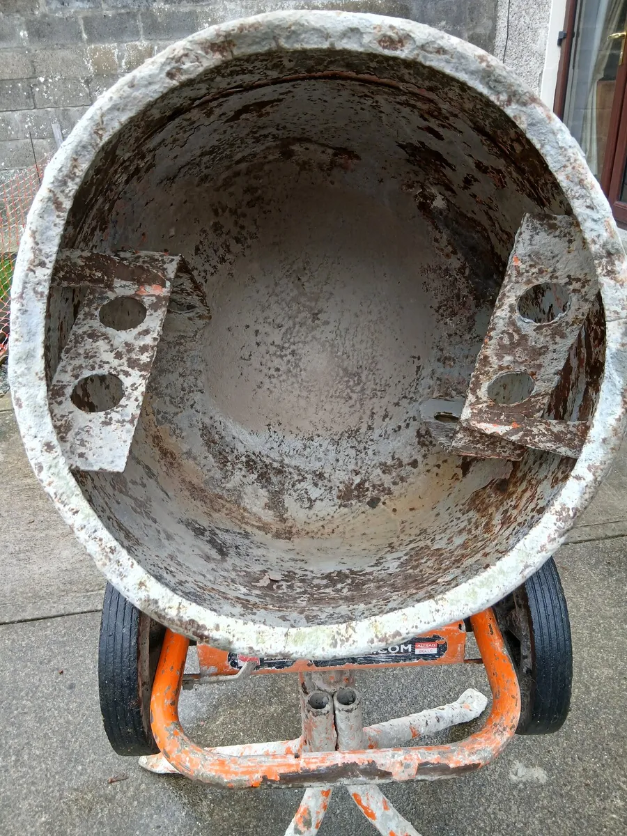 Cement Mixer - Image 2