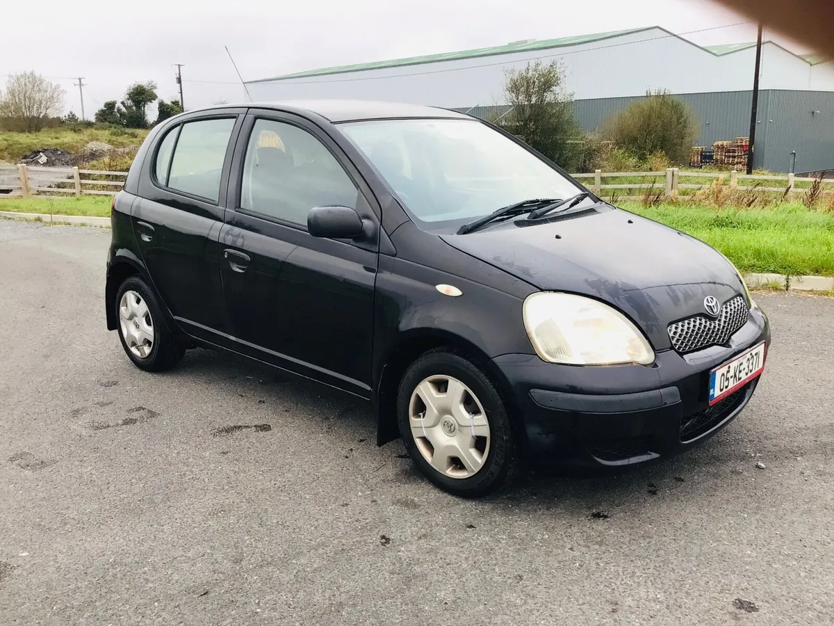 2005 Toyota Yaris 1.0 - Image 1