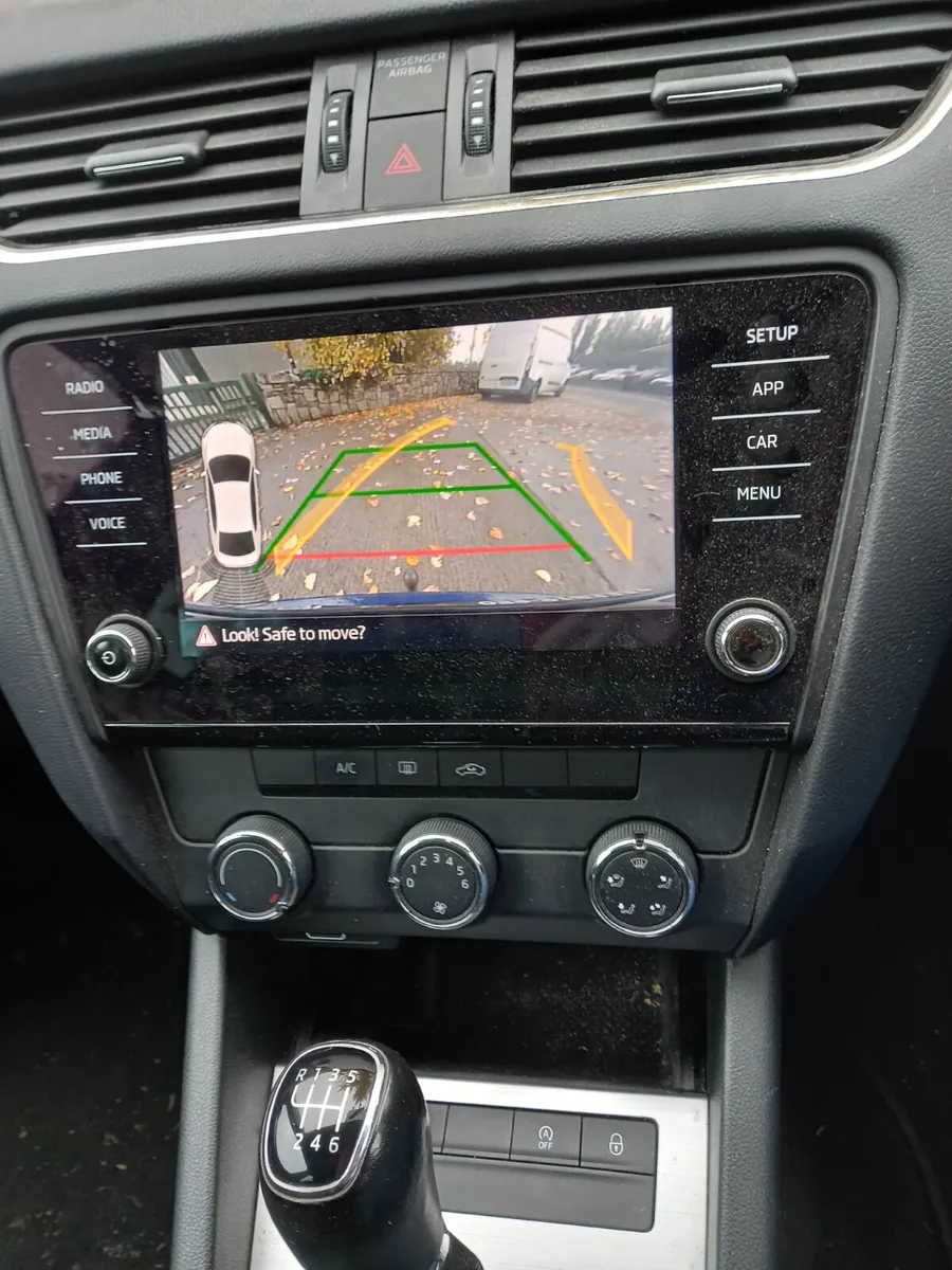 2018 Skoda Octavia 2L Diesel - Image 2