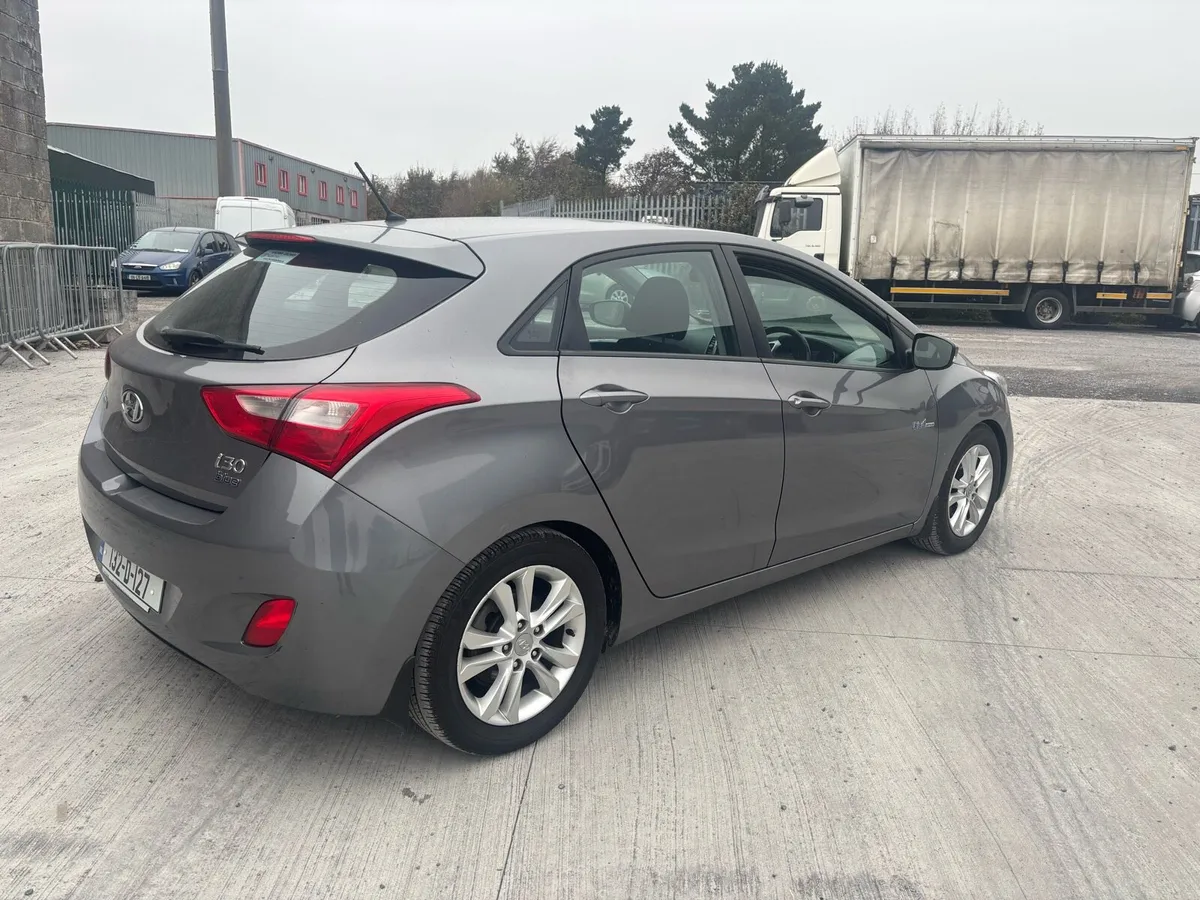 132 Hyundai i30 - Image 3