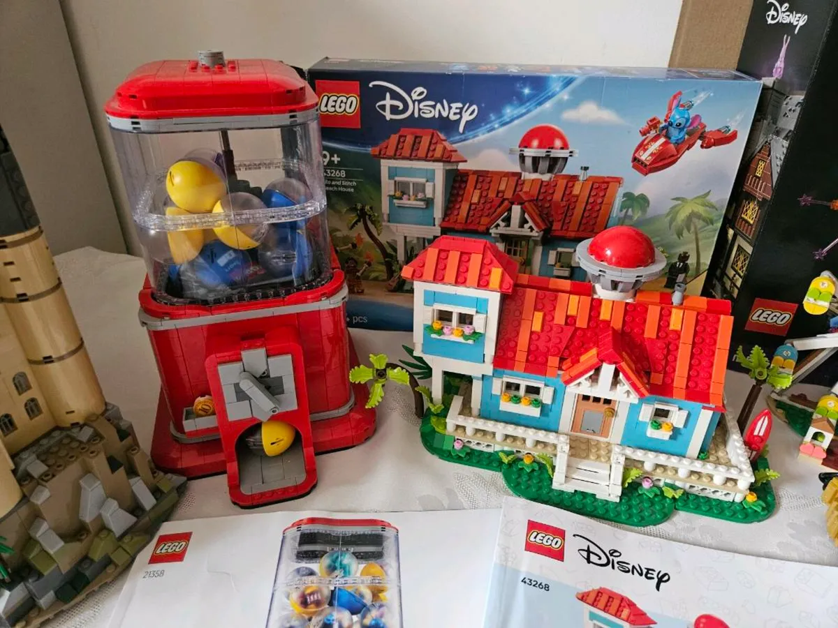 Lego disney 71043,21352,21358,43268,21341,43227 - Image 3