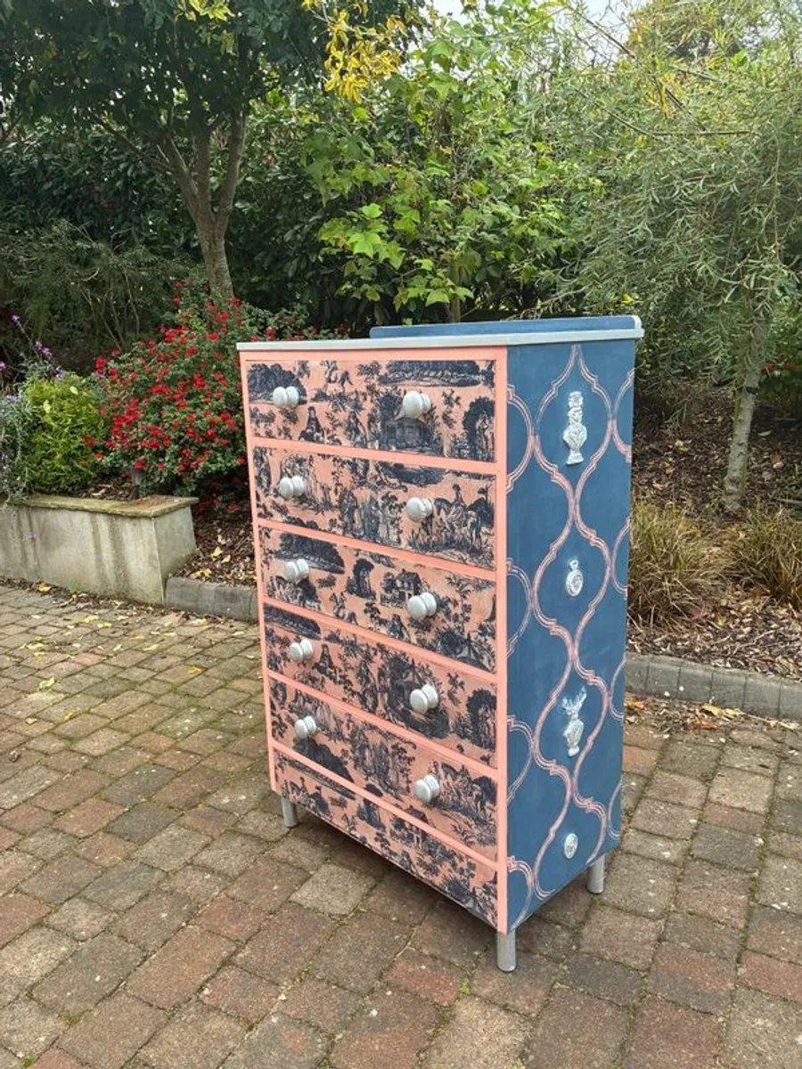 Tall Chest of drawers - Image 1
