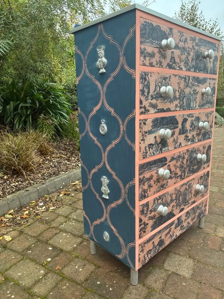 Tall Chest of drawers - Image 3