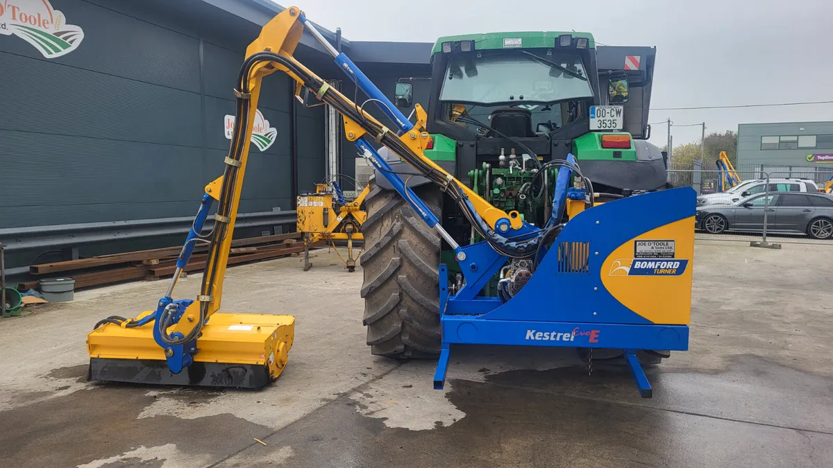 Used Bomford Kestrel 5 Meter Hedgecutter - Image 1