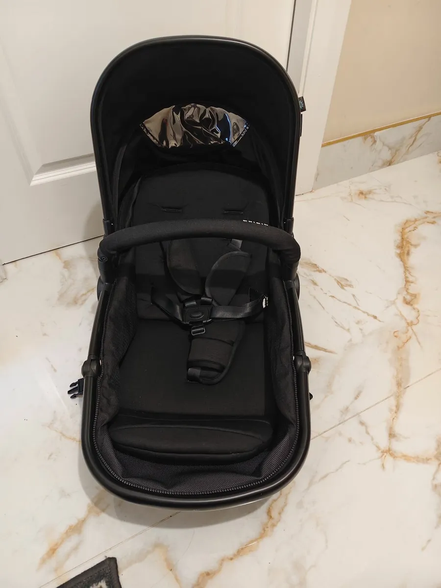 Babylo 2 in 1 travel system - Image 3