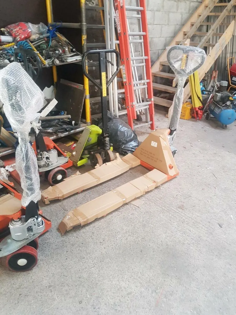 Pallet truck - Image 3