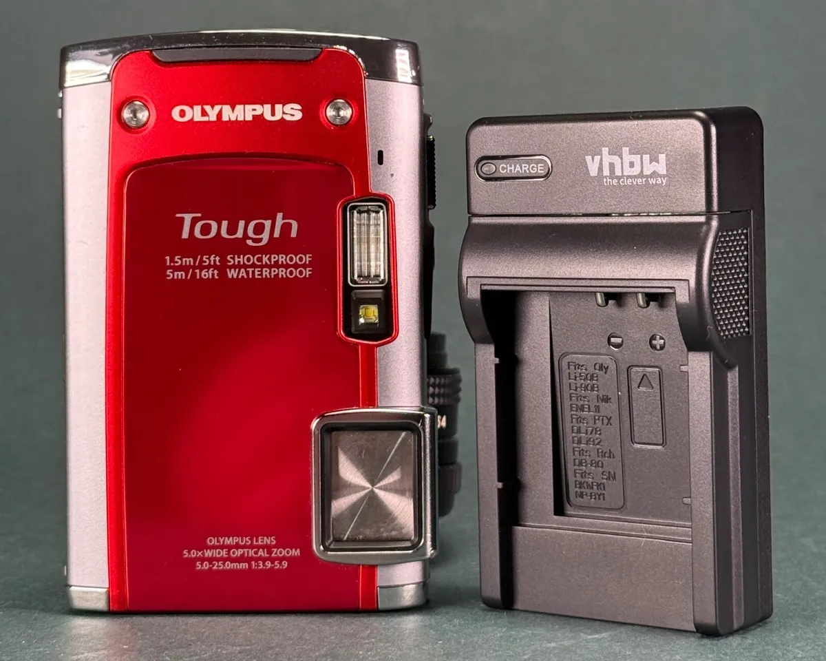 Om System Olympus Tg-610 Tough 14 Mp - Image 1
