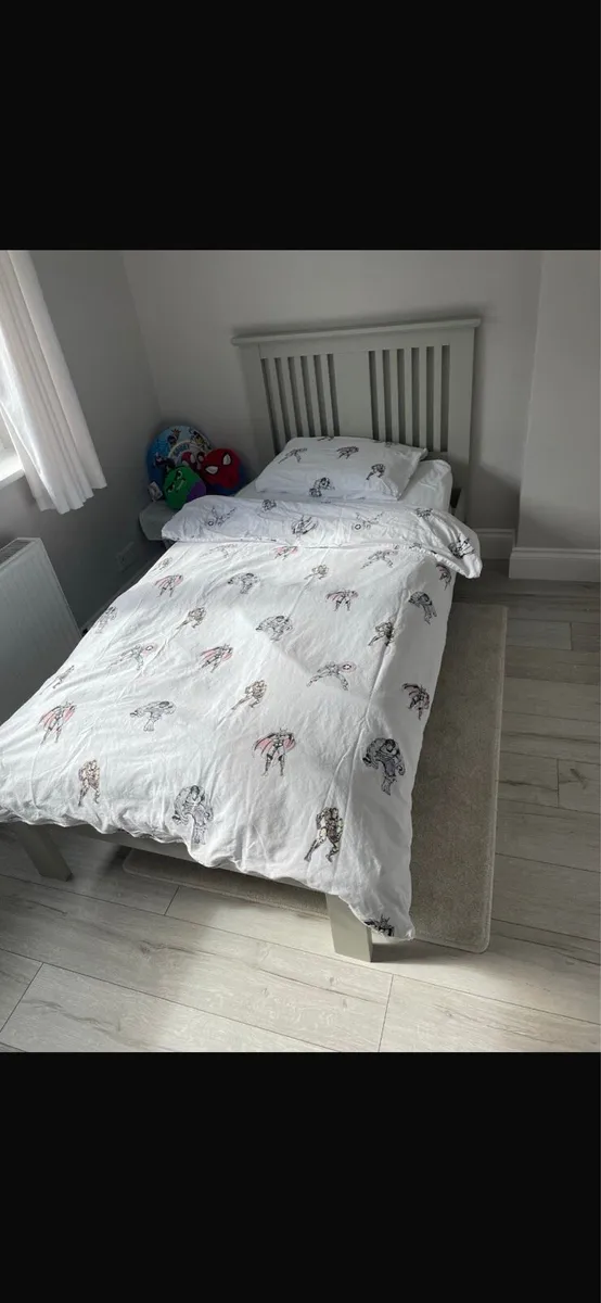 Sofa - Image 2