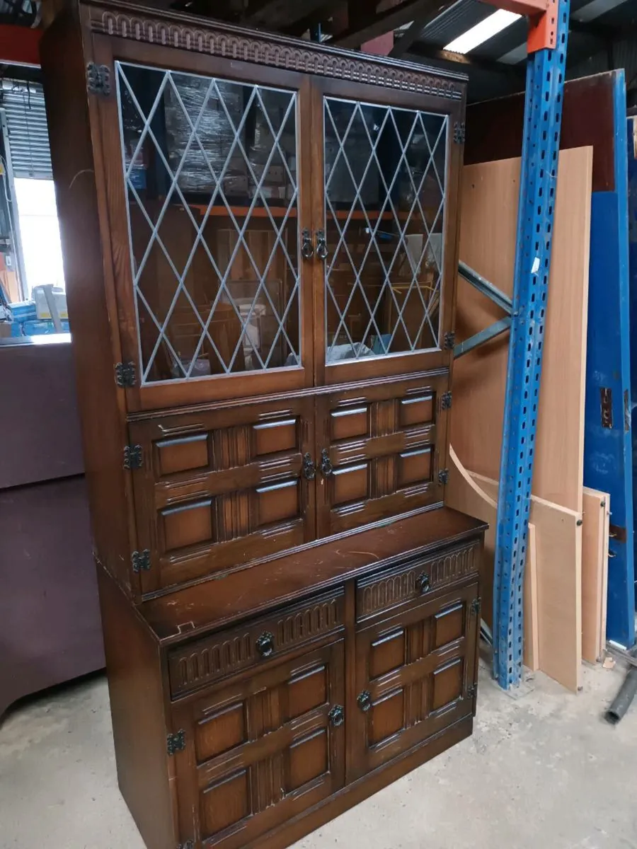 Dresser - Image 2