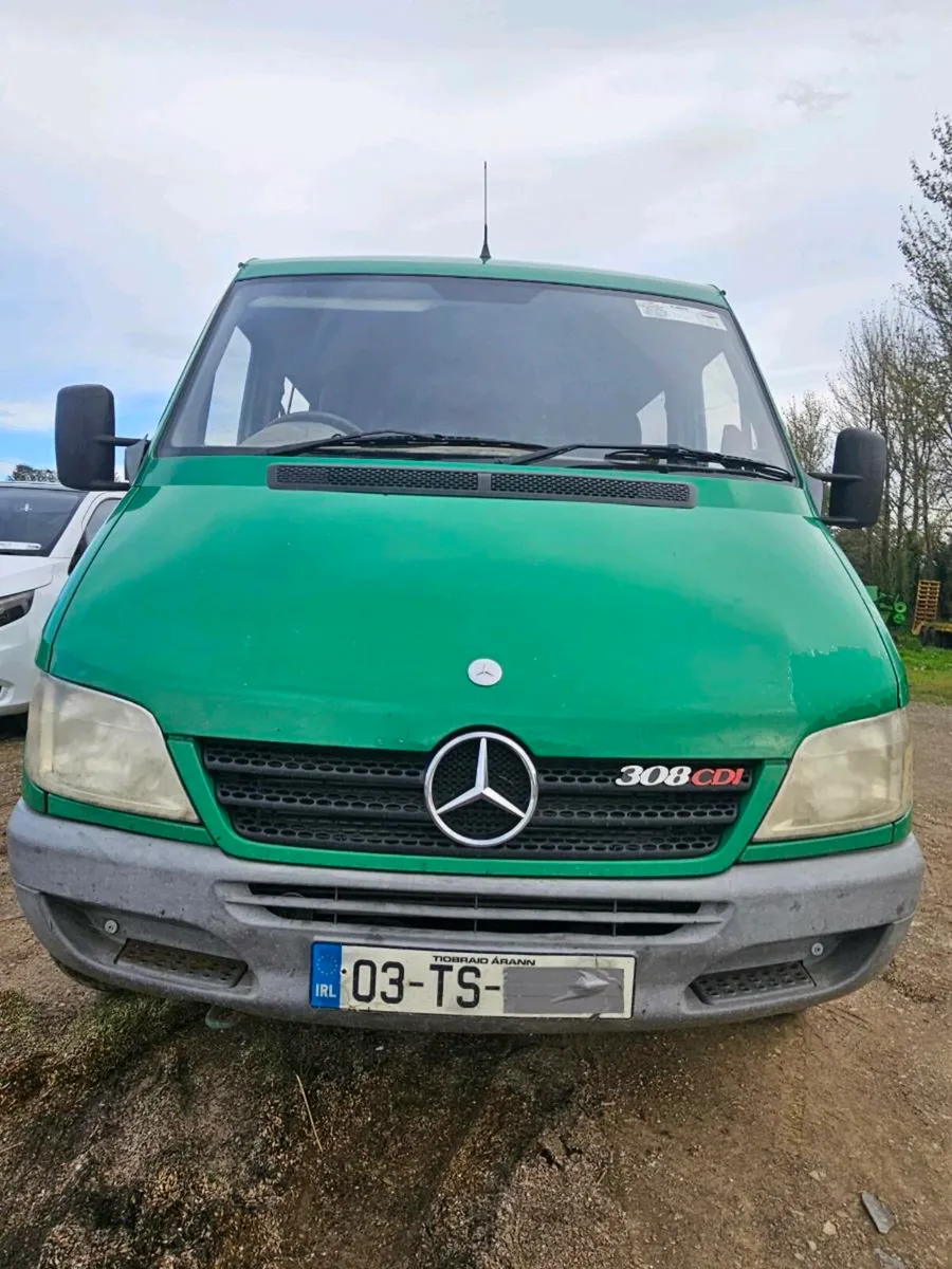 Mercedes Sprinter 2003 (W904) - Image 1