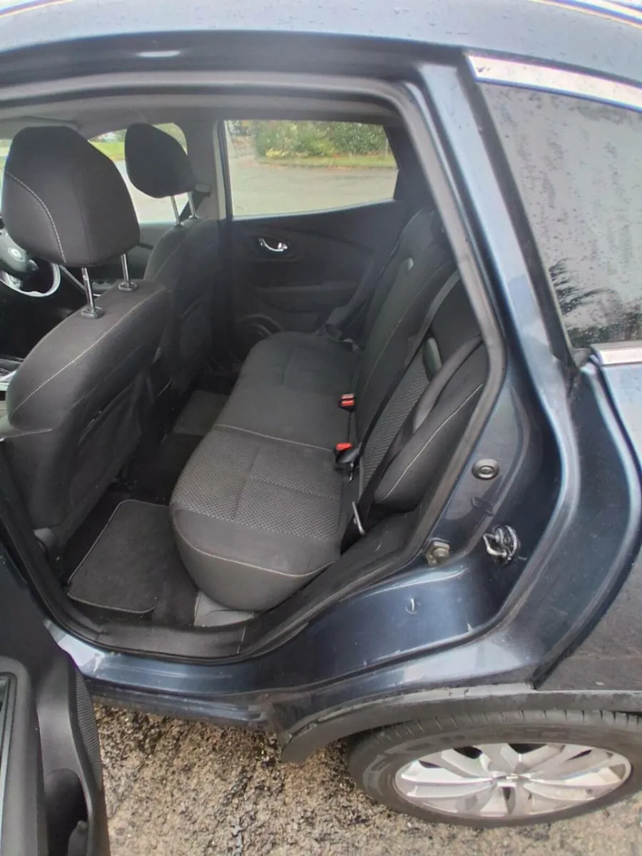 Suv - Image 1