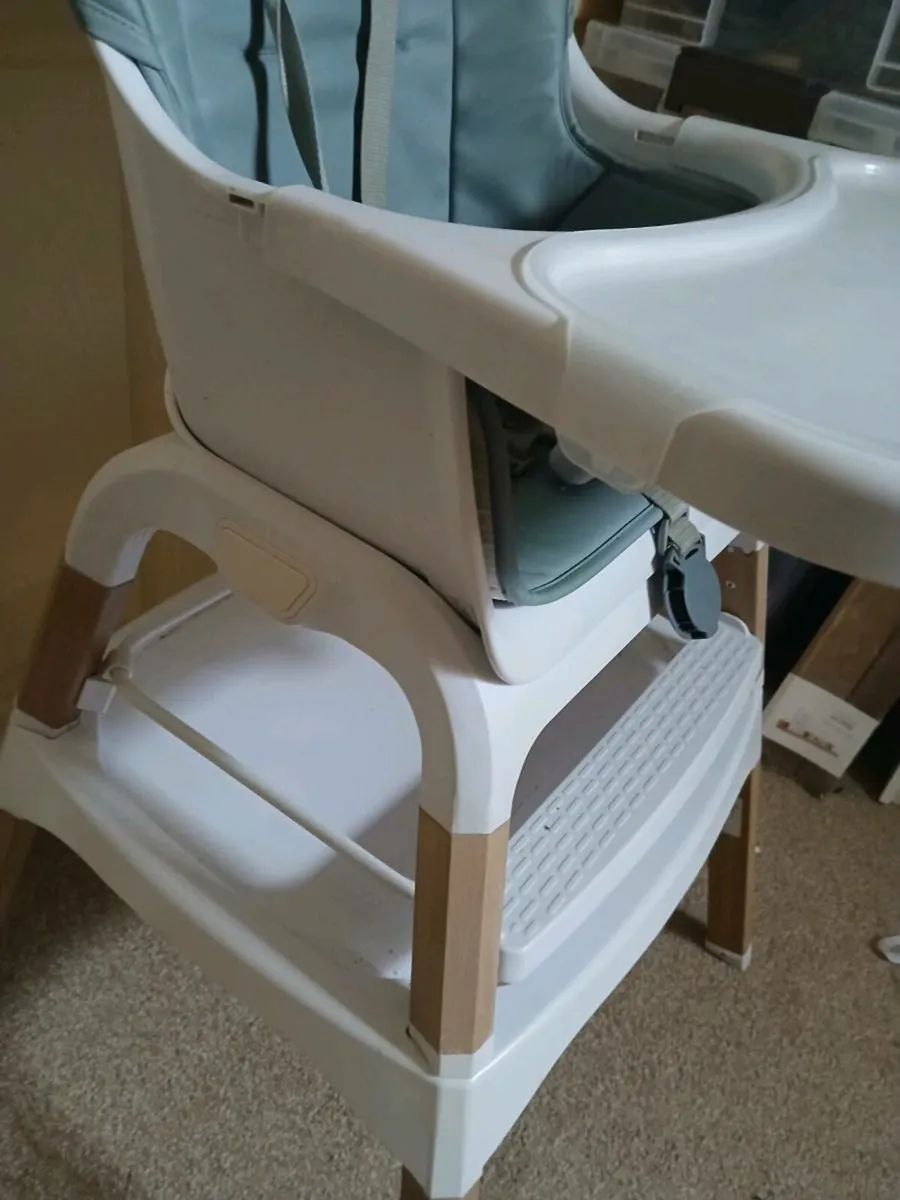 High chair - Image 3