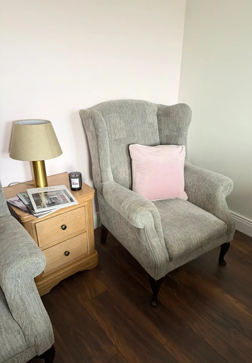 2 GREY QUEEN ANN CHAIRS - Image 4