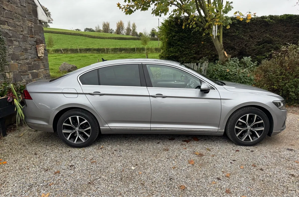 VW Passat - Image 2