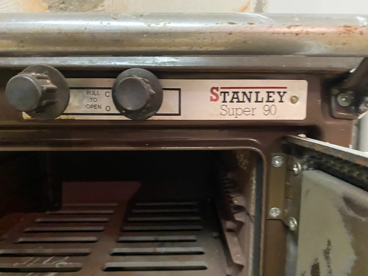 Stanley super 90 range solid fuel - Image 1