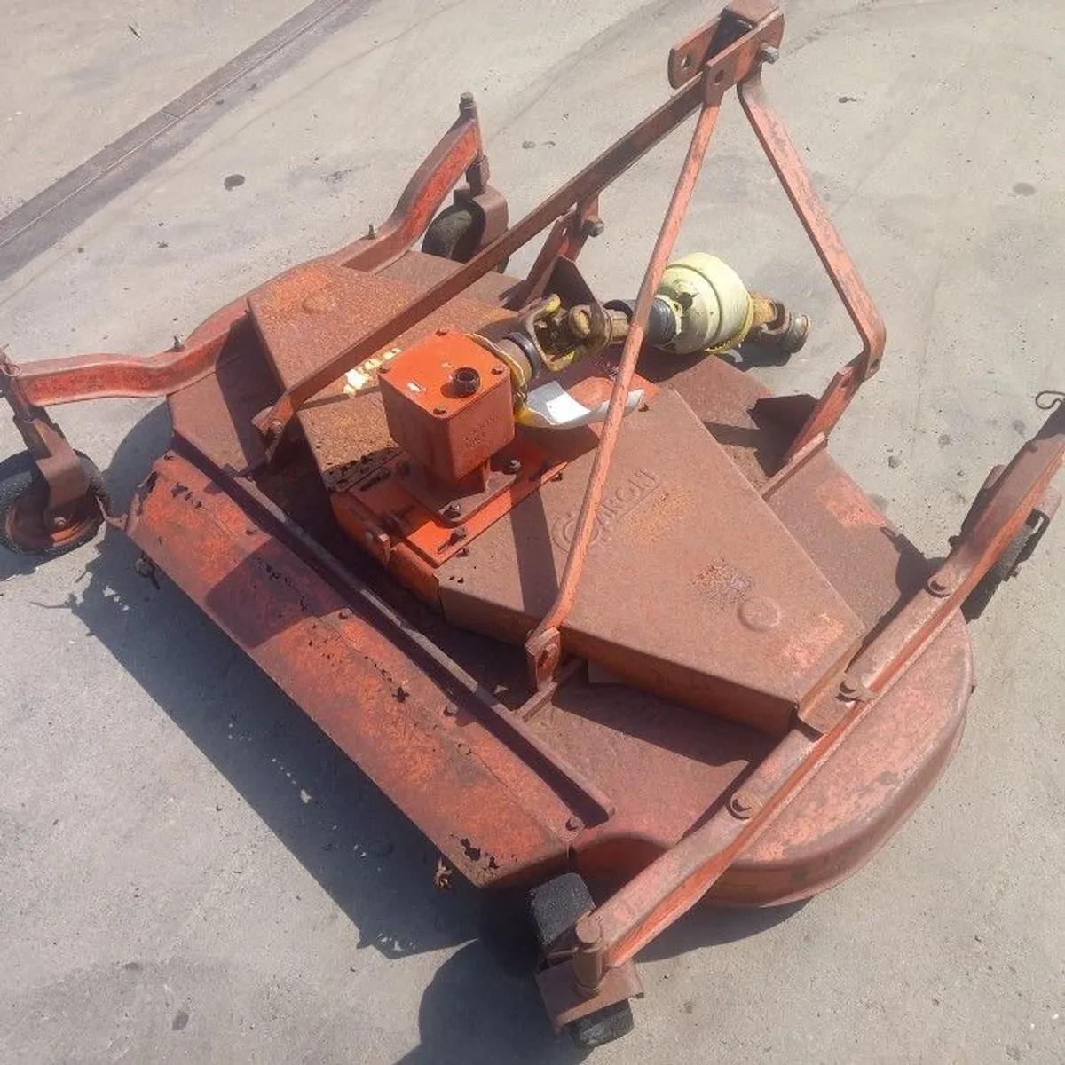 caroni finishing mower - Image 1