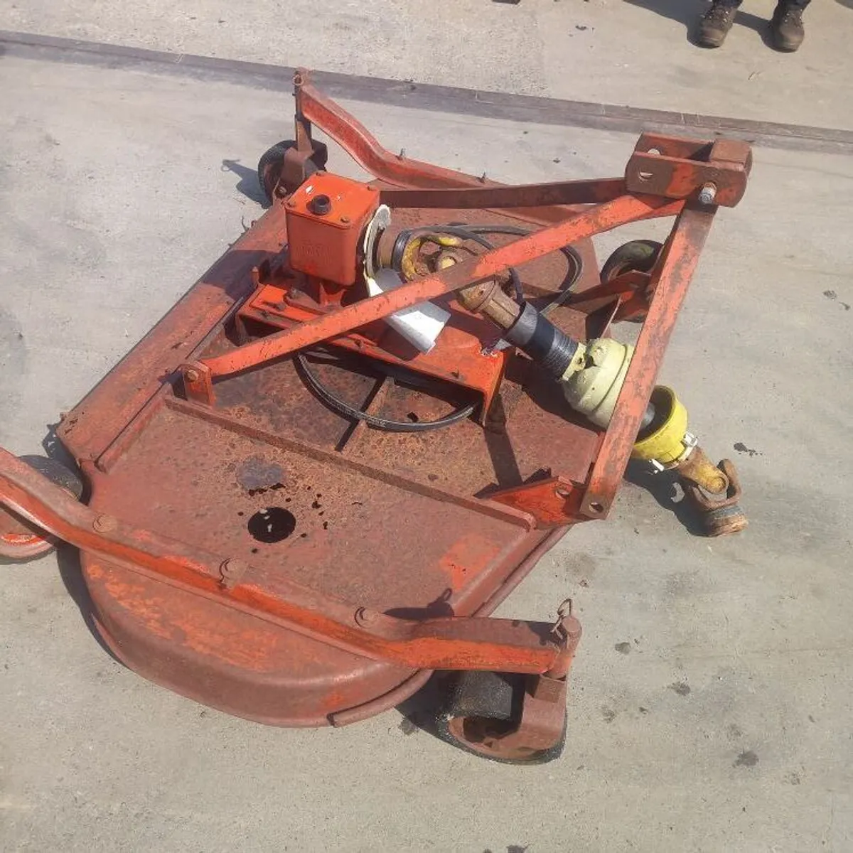 caroni finishing mower - Image 2